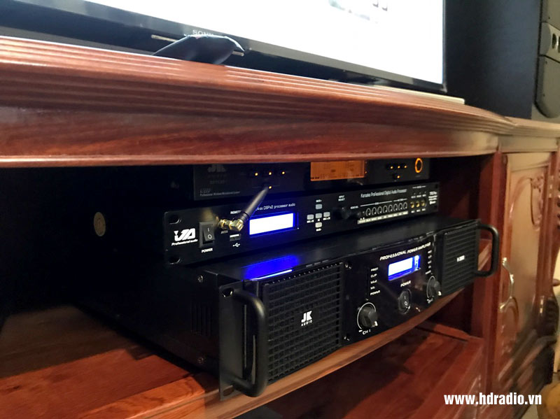 anh-mao-o-quan-tay-ho-ha-noi5