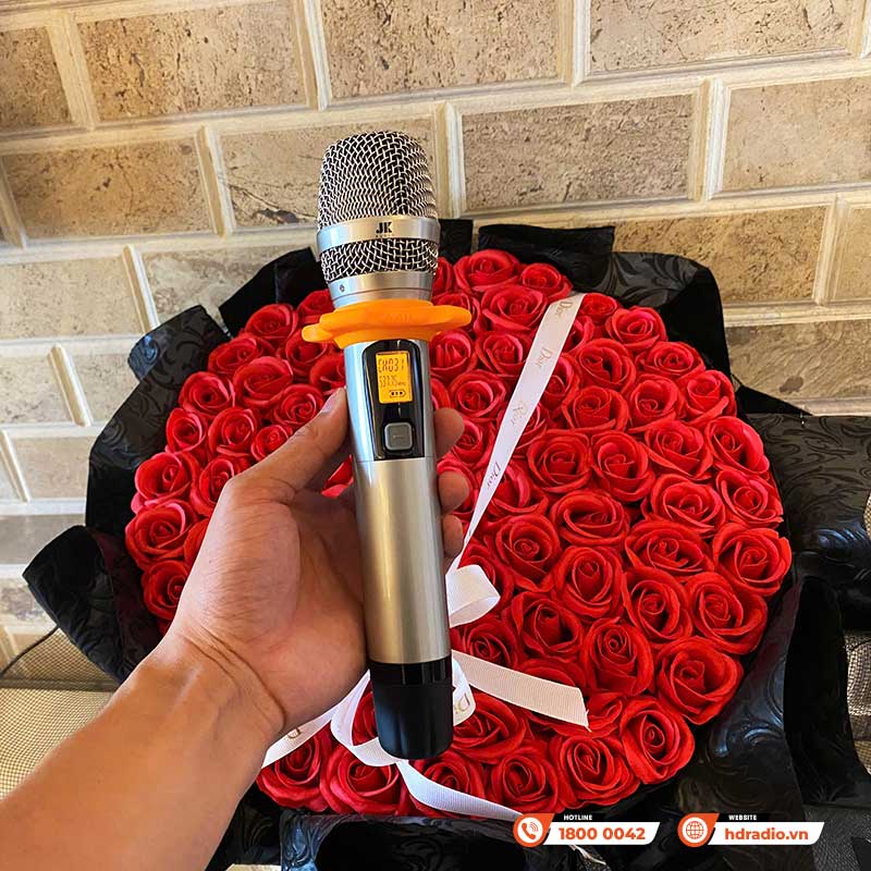 Hệ thống âm thanh karaoke kết hợp loa bluetooth của anh Minh ở Nam Từ Liêm, Hà Nội