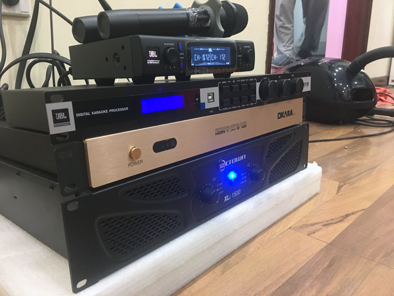 lap-dan-loa-jbl-cho-anh-nam-o-hang-bai-hoan-kiem-ha-noi5