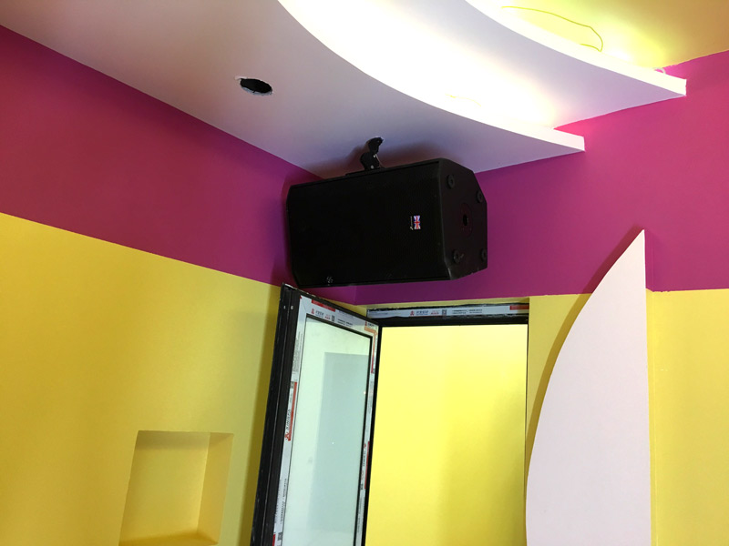 lap-phong-hat-gia-dinh-cao-cap-cho-anh-nhan-o-gia-lam-ha-noi3