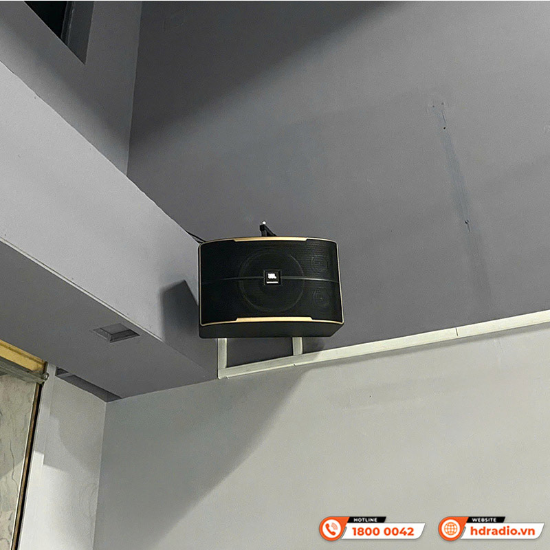 Hệ thống âm thanh nhà hàng của anh Phú ở Tân An, Long An