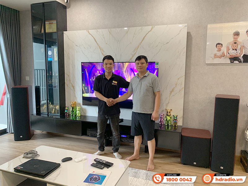 Dàn nghe nhạc và hát karaoke của anh Quân ở Cầu Giấy, Hà Nội Dàn nghe nhạc và hát karaoke của anh Quân ở Cầu Giấy, Hà Nội