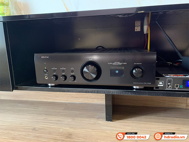 Dàn nghe nhạc và hát karaoke của anh Quân ở Cầu Giấy, Hà Nội Dàn nghe nhạc và hát karaoke của anh Quân ở Cầu Giấy, Hà Nội