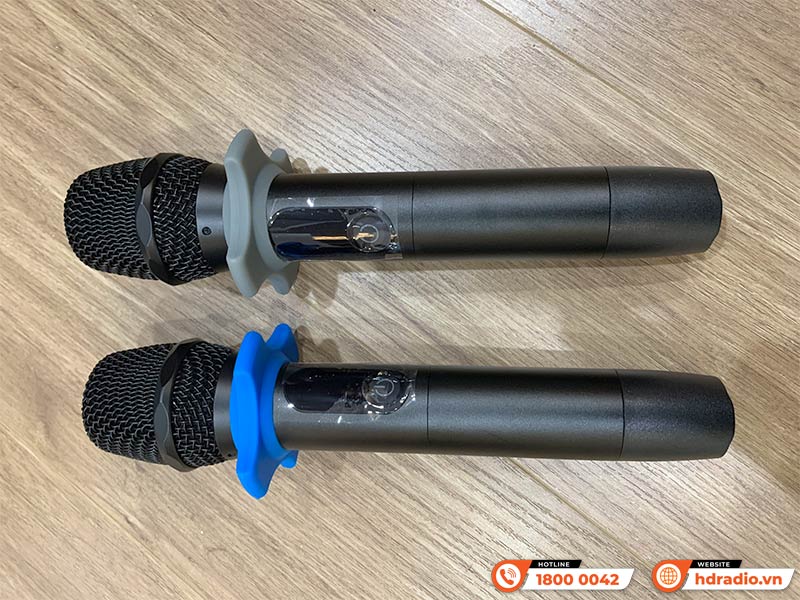 Dàn nghe nhạc và hát karaoke của anh Quân ở Cầu Giấy, Hà Nội Dàn nghe nhạc và hát karaoke của anh Quân ở Cầu Giấy, Hà Nội