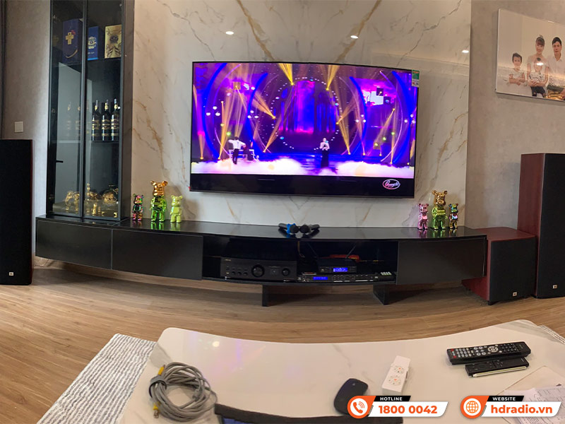 Dàn nghe nhạc và hát karaoke của anh Quân ở Cầu Giấy, Hà Nội Dàn nghe nhạc và hát karaoke của anh Quân ở Cầu Giấy, Hà Nội