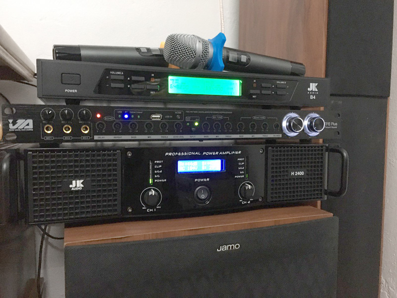 anh-quan-o-dan-phuong-ha-noi2