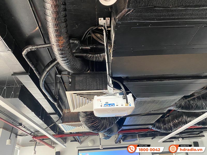 Hệ thống âm thanh, trình chiếu phòng học của anh Quốc ở Quận Tân Bình, Hồ Chí Minh