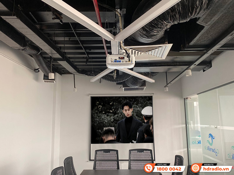 Hệ thống âm thanh, trình chiếu phòng học của anh Quốc ở Quận Tân Bình, Hồ Chí Minh