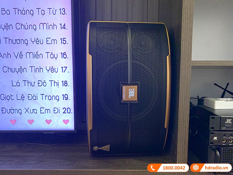 Lap dan Karaoke gia dinh Cuc Hay tri gia hon 42 trieu dong cho anh Son o Long Bien, Ha Noi