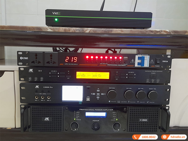 Dan karaoke gia dinh anh Tan Dan karaoke gia dinh anh Tan