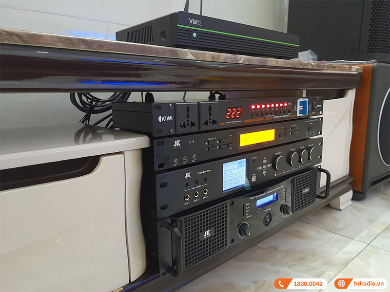 Dan karaoke gia dinh anh Tan Dan karaoke gia dinh anh Tan