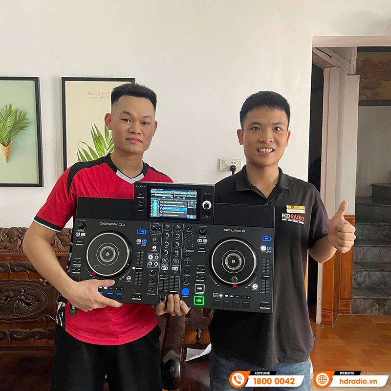 Bàn DJ Denon SC Live 2 của anh Tân ở Quốc Oai, Hà Nội