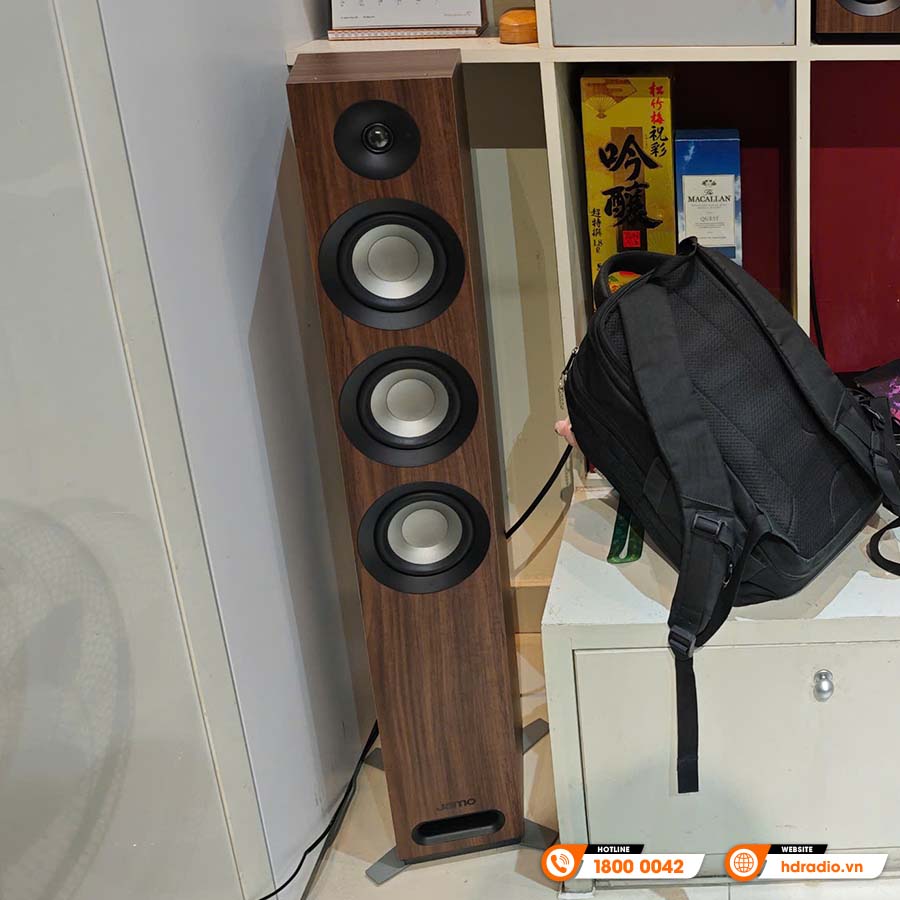 Lắp dàn xem phim cho anh Thắng ở Quận 1, Hồ Chí Minh