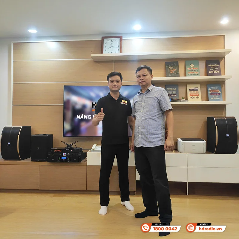 Dàn karaoke của anh Tuấn ở Cầu Giấy, Hà Nội