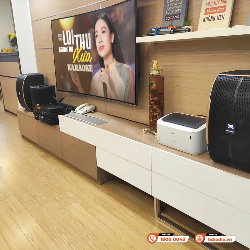 Dàn karaoke của anh Tuấn ở Cầu Giấy, Hà Nội