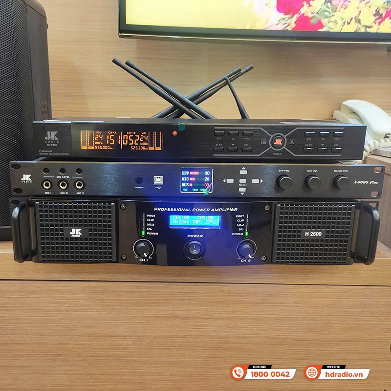 Dàn karaoke của anh Tuấn ở Cầu Giấy, Hà Nội