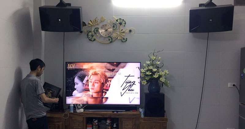 Lắp dàn karaoke anh Tuấn, Đống Đa, Hà Nội (Loa JBL Ki312, Cục công suất JKAudio H2600, Vang cơ JA TF6 Pro, Micro không dây AAP K900F)
