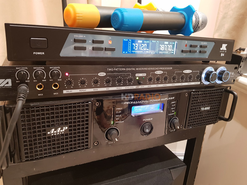 bo-dan-hat-karaoke-anh-tung-o-bach-mai-ha-noi3