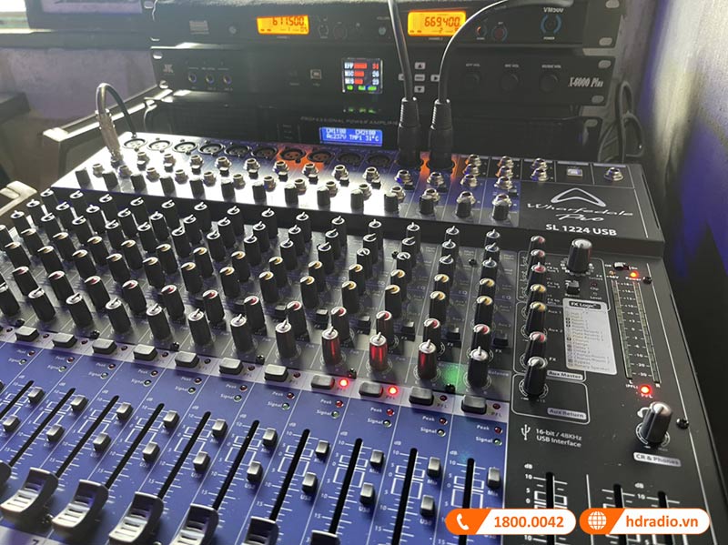 Bàn mixer quán cafe Bàn mixer quán cafe