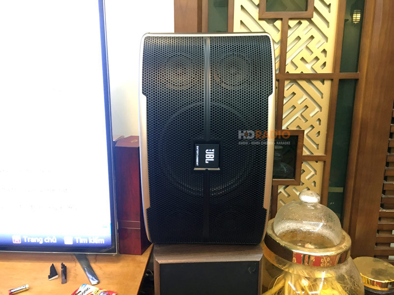 chi-dung-o-tay-ho-ha-noi1