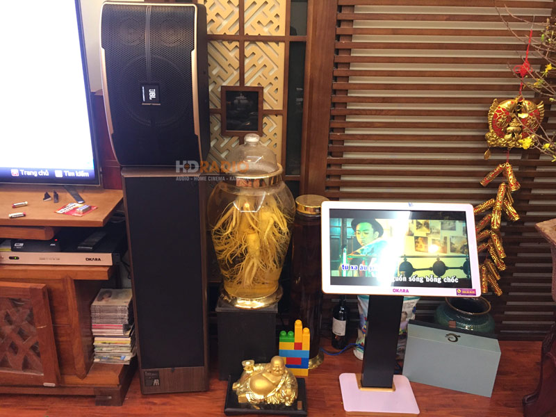 chi-dung-o-tay-ho-ha-noi2