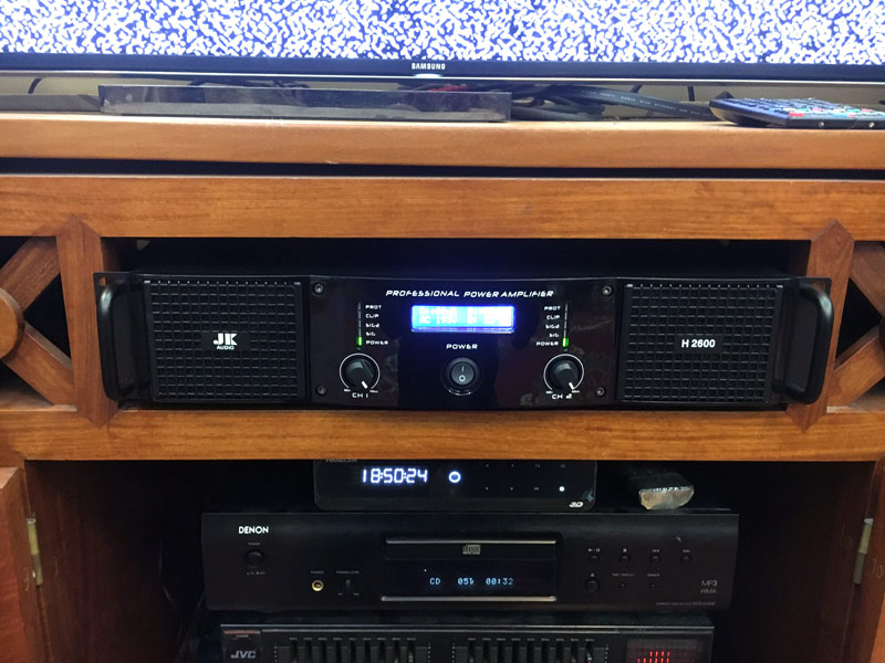 chi-dung-o-tay-ho-ha-noi3