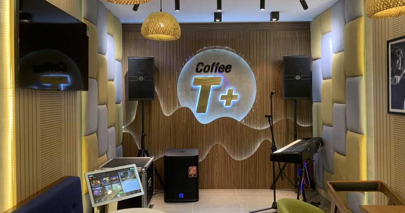 Lắp dàn karaoke biểu diễn cao cấp cho quán Cafe T Plus của chị Giang ở Vũ Trọng Phụng, Thanh Xuân, Hà Nội (ViệtK 4K Plus 4TB, VietK 22 Inch, Wharfedale ANGLO 12, Wharfedale 5090, Sub Wharfedale AX15B, JKAudio H4800, JKAudio B9, JKaudio X9000, KIWI S803A)
