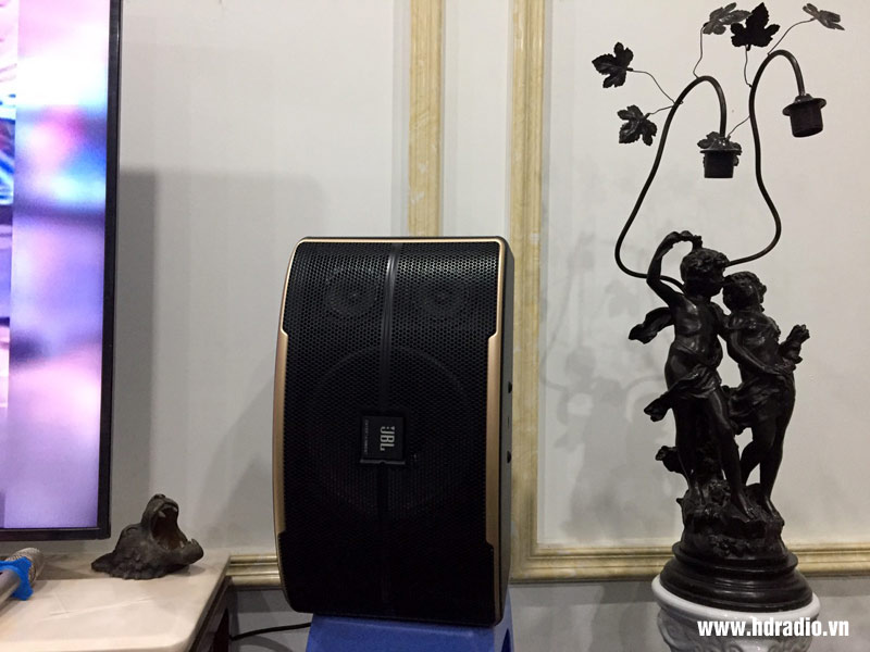 chi-trang-o-long-bien-ha-noi3