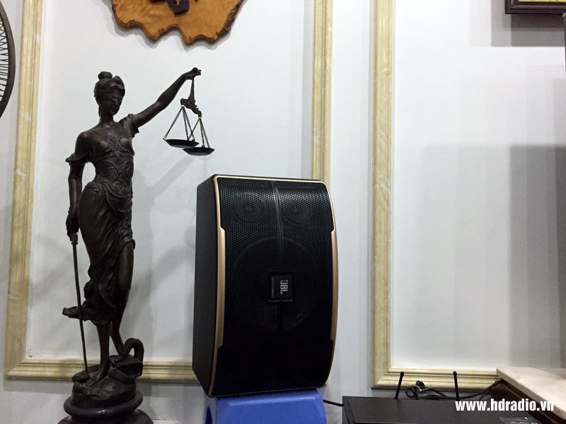 chi-trang-o-long-bien-ha-noi4