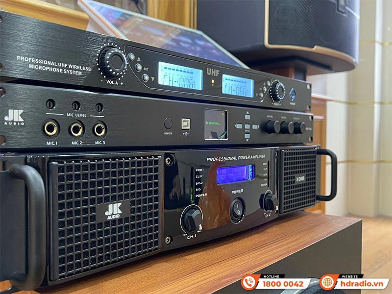 Dàn karaoke của chị Tú Q ở Quận Bình Tân, Hồ Chí Minh Dàn karaoke của chị Tú Q ở Quận Bình Tân, Hồ Chí Minh