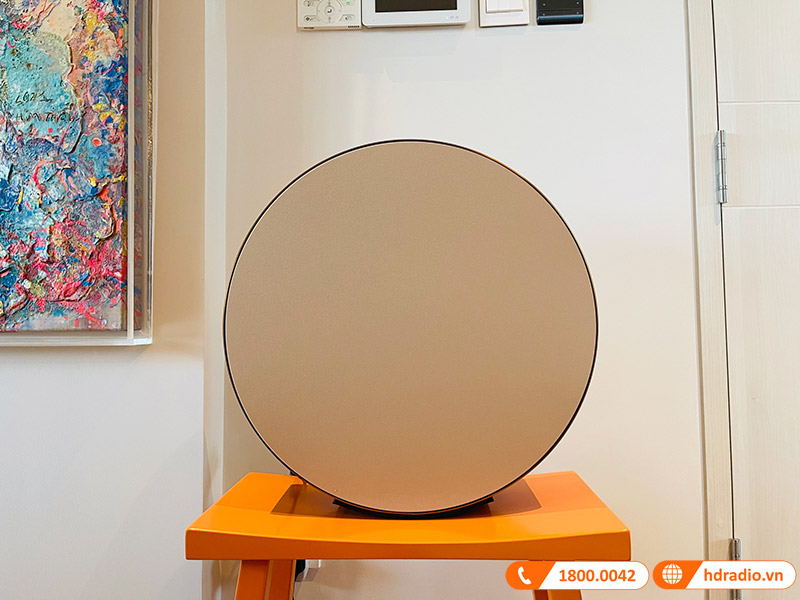 Lap he thong loa B&O Beosound EDGE tri gia gan 88 trieu dong cho chi Tue Minh o Thu Duc, Ho Chi Minh Lap he thong loa B&O Beosound EDGE tri gia gan 88 trieu dong cho chi Tue Minh o Thu Duc, Ho Chi Minh