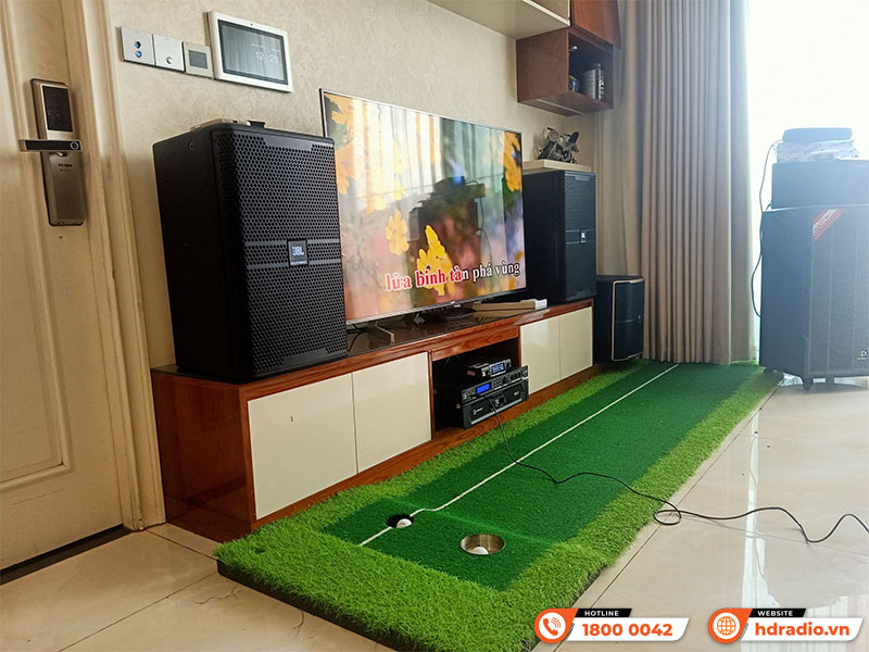 Dàn karaoke của chị Vân ở Quận 1, TP.Hồ Chí Minh Dàn karaoke của chị Vân ở Quận 1, TP.Hồ Chí Minh