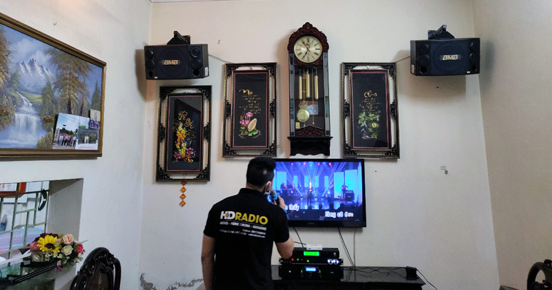 chu-phong-o-lac-long-quan-tay-ho-ha-noi-avt