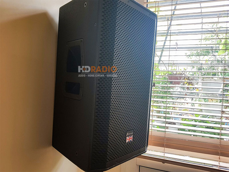 StudioMaster-Venture-12