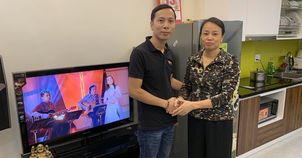 Lắp dàn karaoke VIP cho cô Hoa ở Hào Nam, Hà Nội