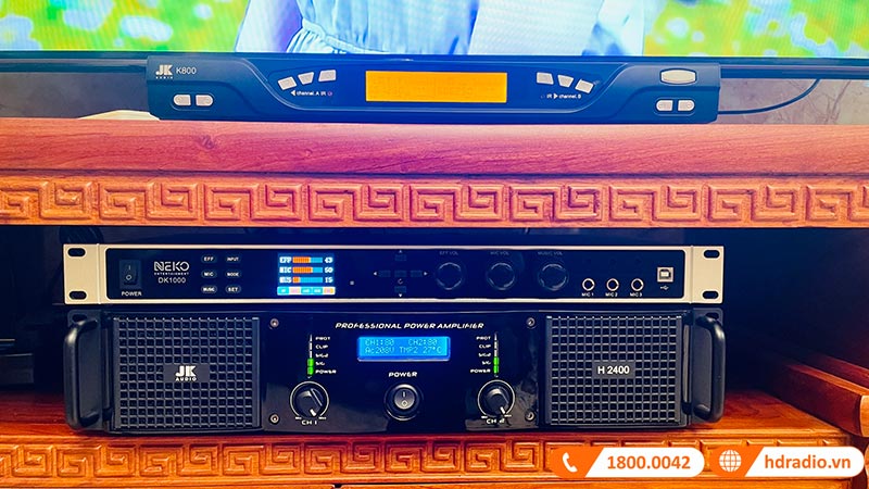 Dàn karaoke của cô Hương ở Tây Hồ, Hà Nội