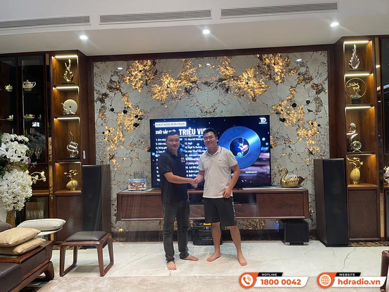 Dàn nghe nhạc và hát karaoke của cô Trang ở Thái Nguyên