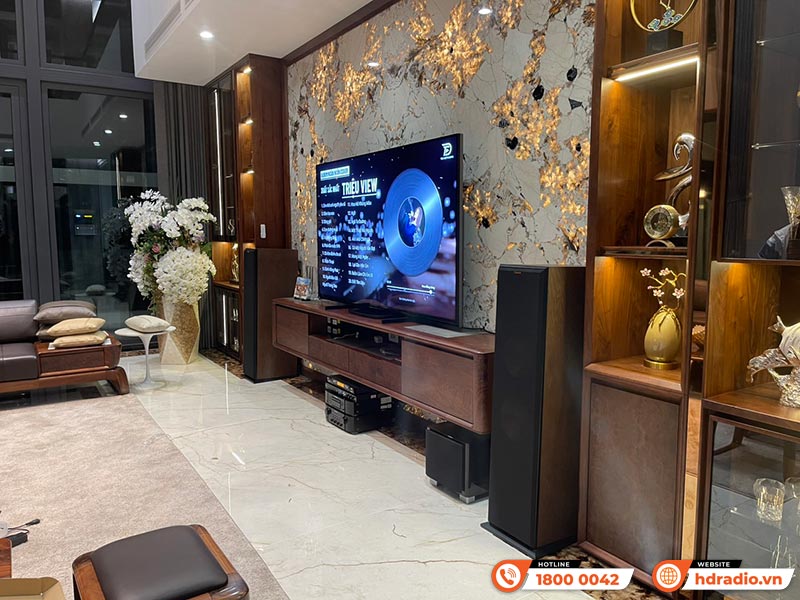 Dàn nghe nhạc và hát karaoke của cô Trang ở Thái Nguyên