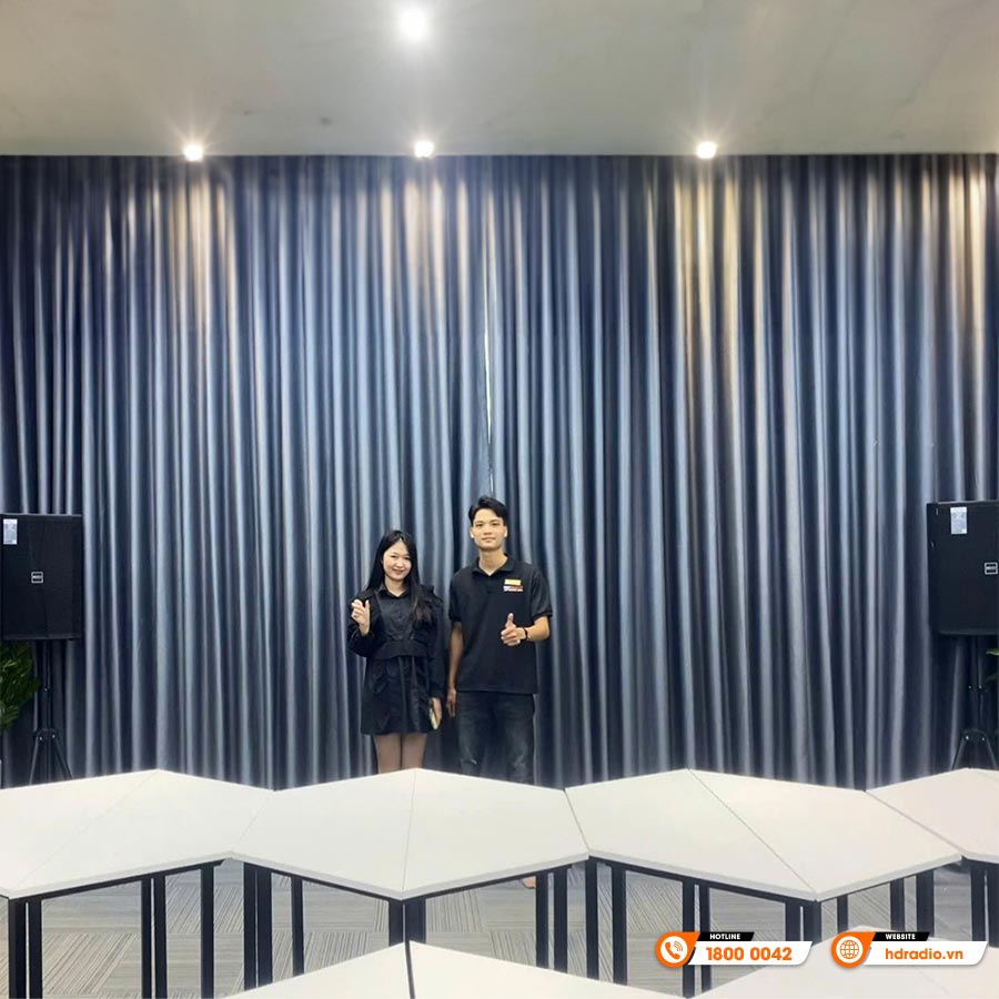 Dàn âm thanh hội trường kết hợp karaoke của Công ty TNHH thương mại đầu tư và phát triển Tân Vinh