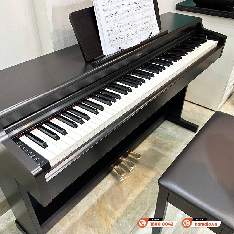 Đàn Piano Yamaha YDP-165 của chị Hương ở Quận Long Biên, Hà Nội Đàn Piano Yamaha YDP-165 của chị Hương ở Quận Long Biên, Hà Nội