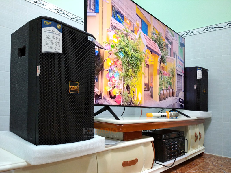 ho-chi-minh-cho-anh-hung