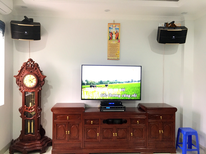 bo-dan-karaoke-jbl-cho-anh-cuong-phu-luong1