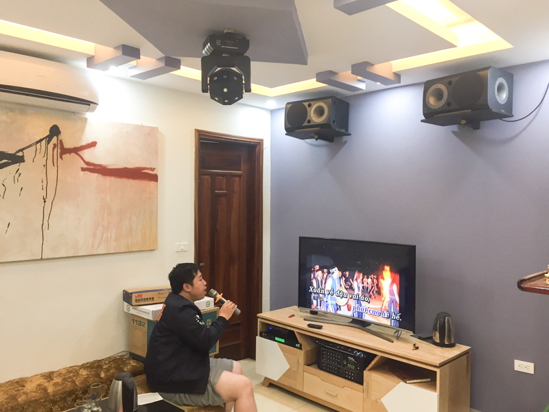 lap-dan-karaoke-gia-dinh-anh-son-o-nguyen-duc-canh-hoang-mai-hn1
