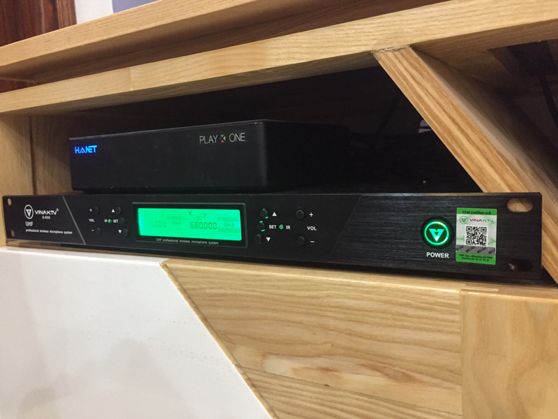 lap-dan-karaoke-gia-dinh-anh-son-o-nguyen-duc-canh-hoang-mai-hn5