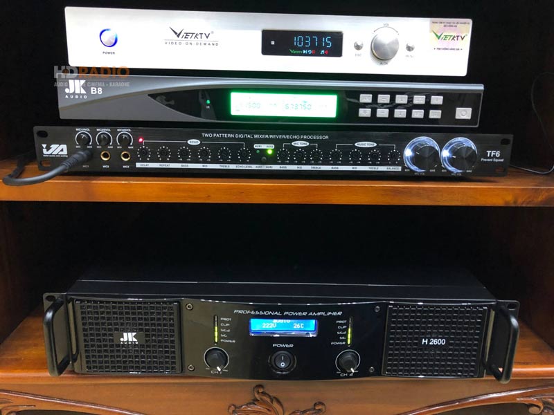 lap-dat-dan-am-thanh-karaoke-cho-gia-dinh-anh-tuong-ngoc-lam-ha-noi (3)