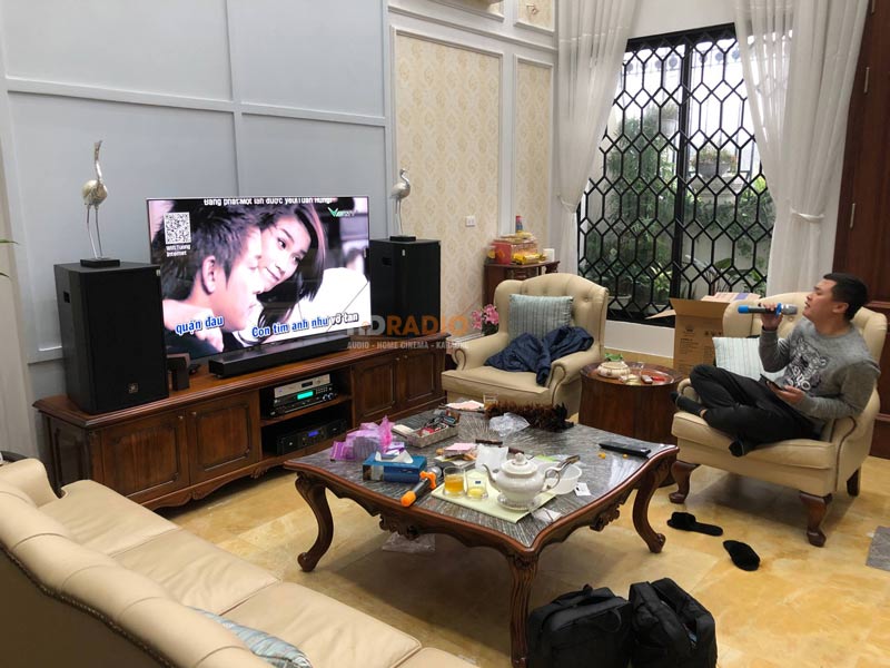 lap-dat-dan-am-thanh-karaoke-cho-gia-dinh-anh-tuong-ngoc-lam-ha-noi