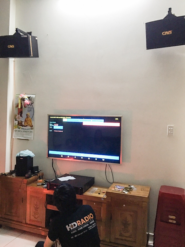 lap-dat-dan-karaoke-gia-dinh-cho-anh-dung-quan-9-ho-chi-minh