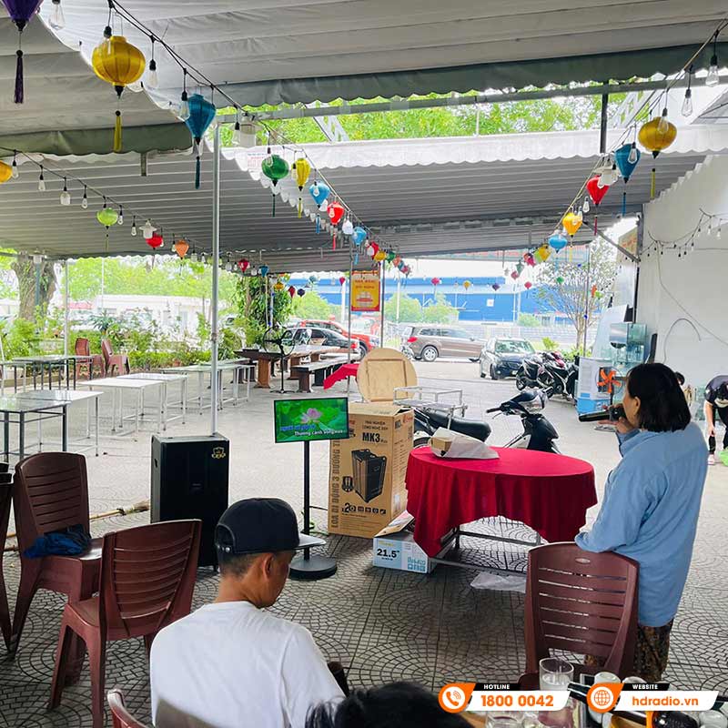 Bàn giao Loa kéo Arirang MK3 Max và Màn hình cảm ứng 21.5 inch Tomko GoWithMe T215G16 cho Nhà hàng Mây ở Quận Long Biên, Hà Nội