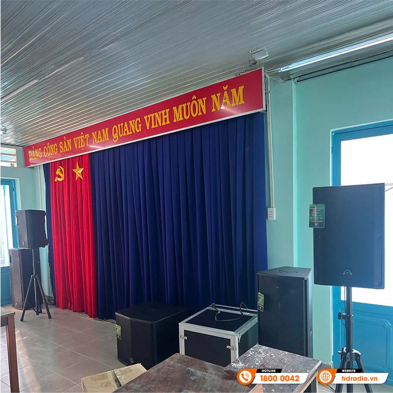 Dàn âm thanh hội trường sân khâu SKHT05 tại nhà văn hóa ấp 2a Củ Chi Dàn âm thanh hội trường sân khâu SKHT05 tại nhà văn hóa ấp 2a Củ Chi