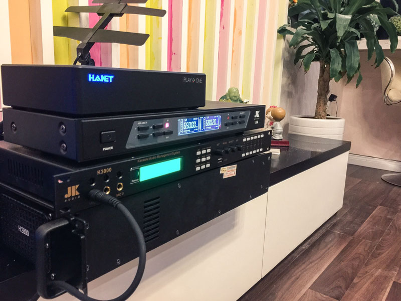 setup-dan-karaoke-gia-dinh-cao-cap-cho-anh-huy-o-tran-phu-ha-dong (11)